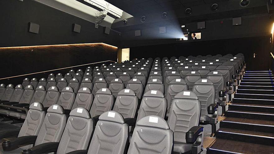 La sala de l&#039;Ateneu Cinema té 127 butaques i obre al 50% de capacitat