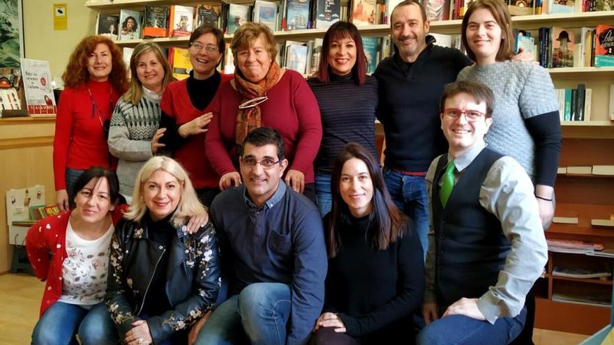 Escritores de la novela