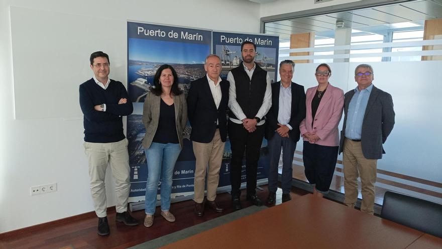 El Puerto de Marín refuerza sus relaciones con empresarios atuneros de Ecuador