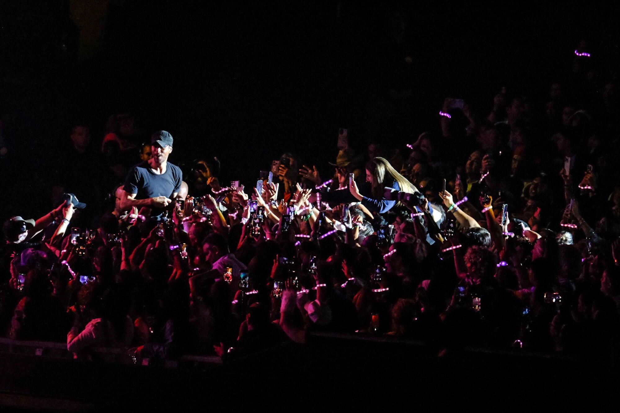 Actuación de Enrique Iglesias en el Granca Live Fest