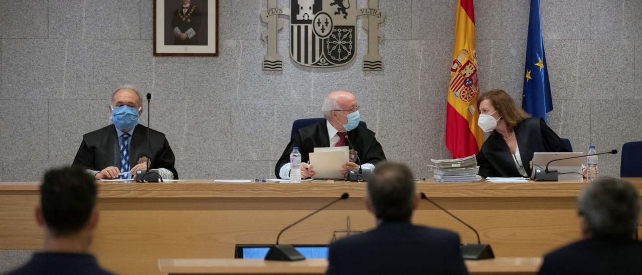 Juicio de la Gürtel de la visita del papa a Valencia, presidido por el magistrado José Antonio Mora.  | EFE/CHEMA MOYA