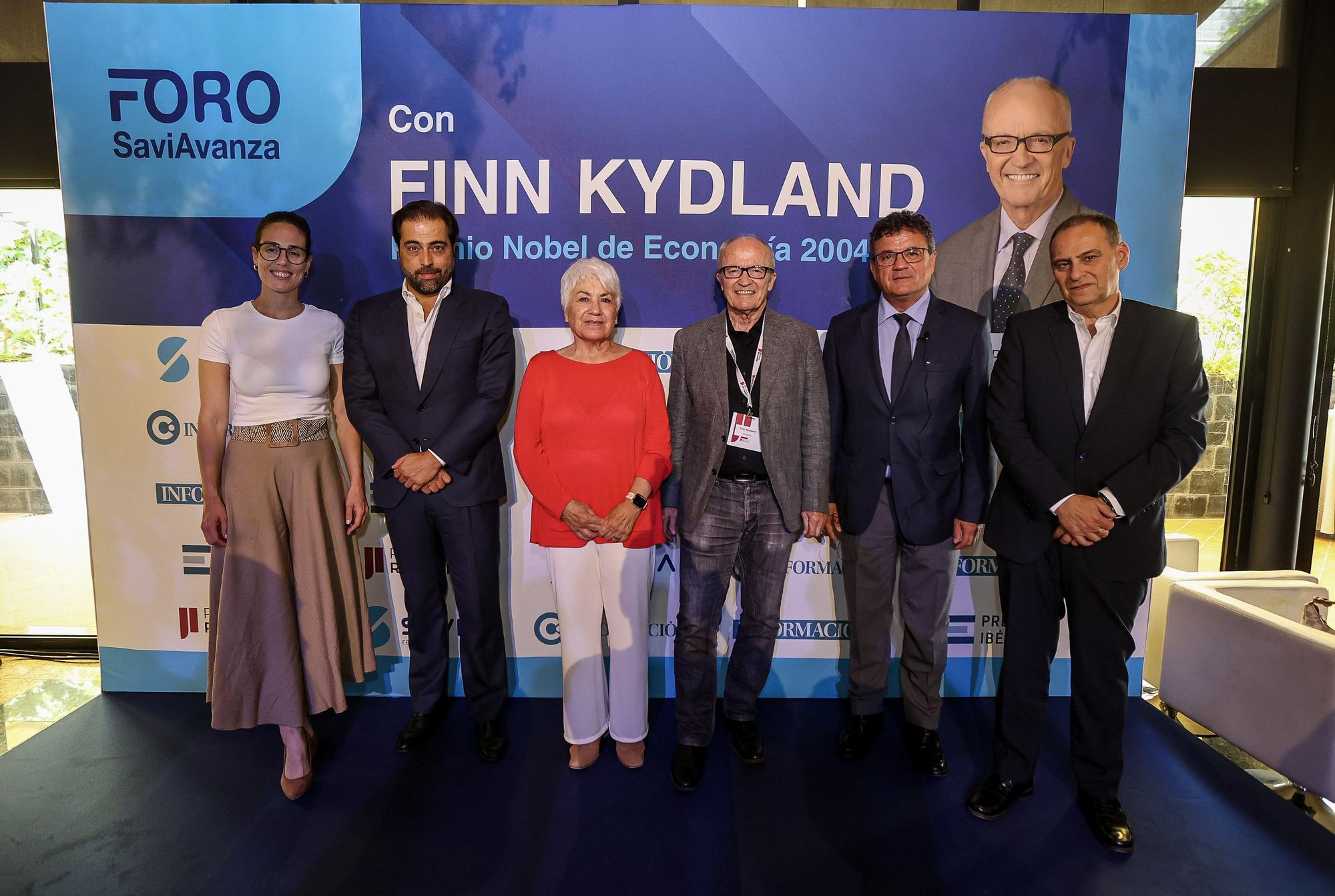 Desayuno coloquio premio Nobel economía Finn Kydland