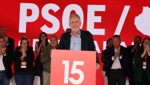 El ministre Torres anuncia que té un càncer
