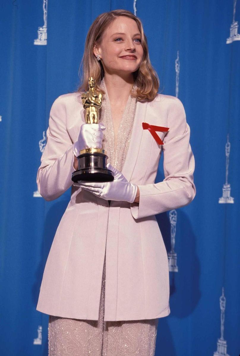 Jodie Foster vestida de Giorgio Armani