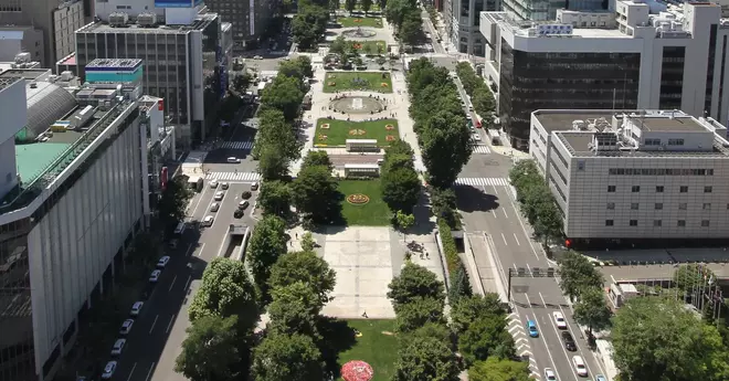 Parque Sapporo Odori.jpg