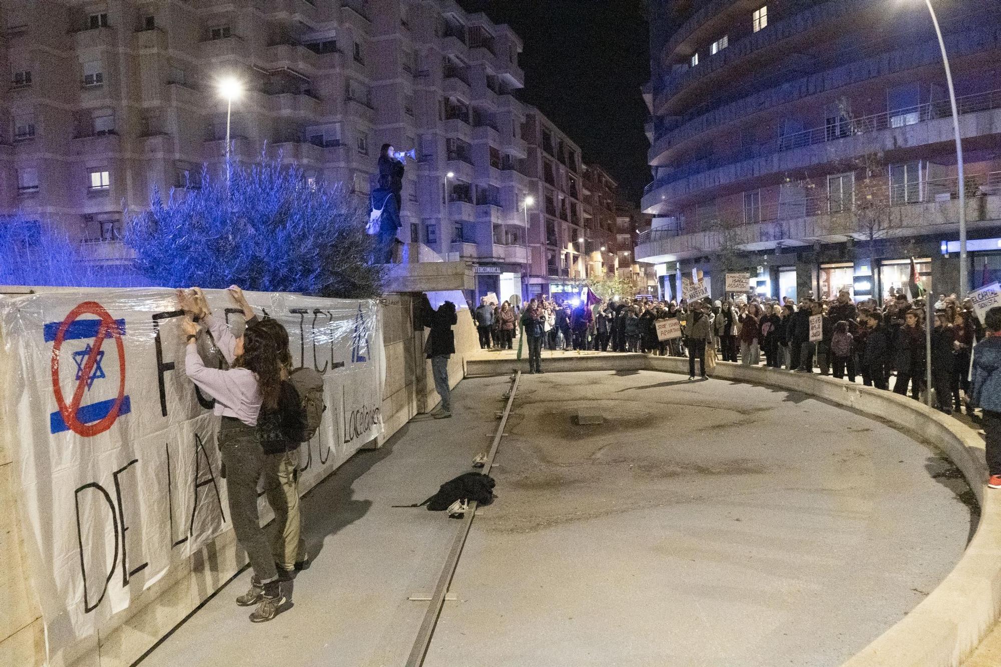 Les imatges de la manifestació a favor de Palestina a Manresa