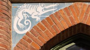 Un cocodrilo de Sant Pau, animal que en los bestiarios medievales se asociaba al infierno.