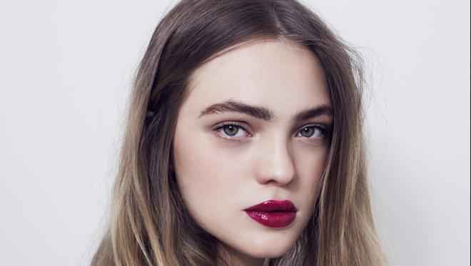 Labios vinilo con Chanel