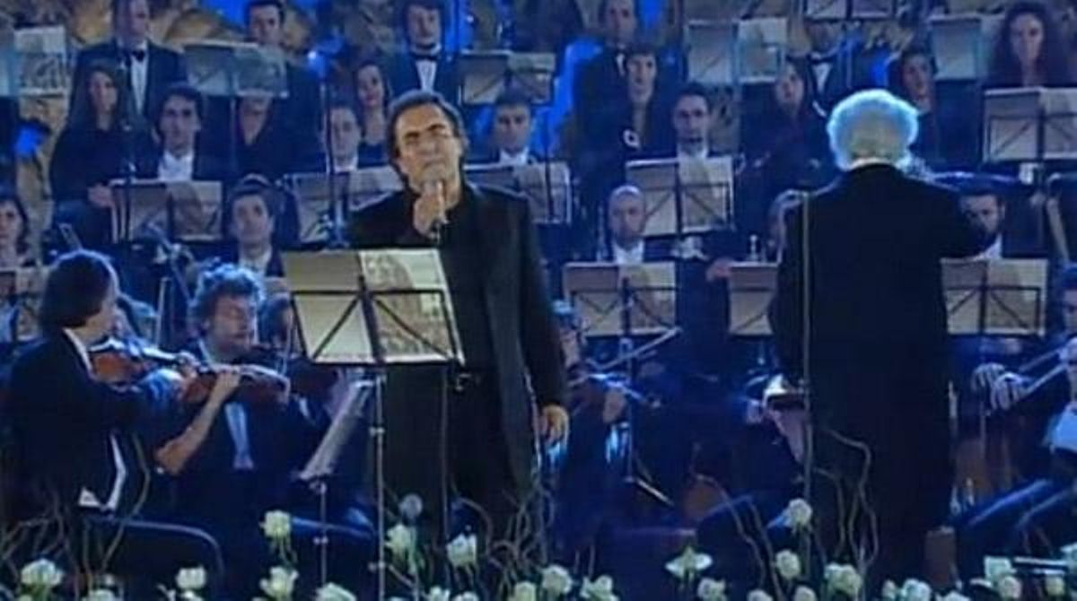 Al Bano canta ’Ave Maria’ al Vaticà