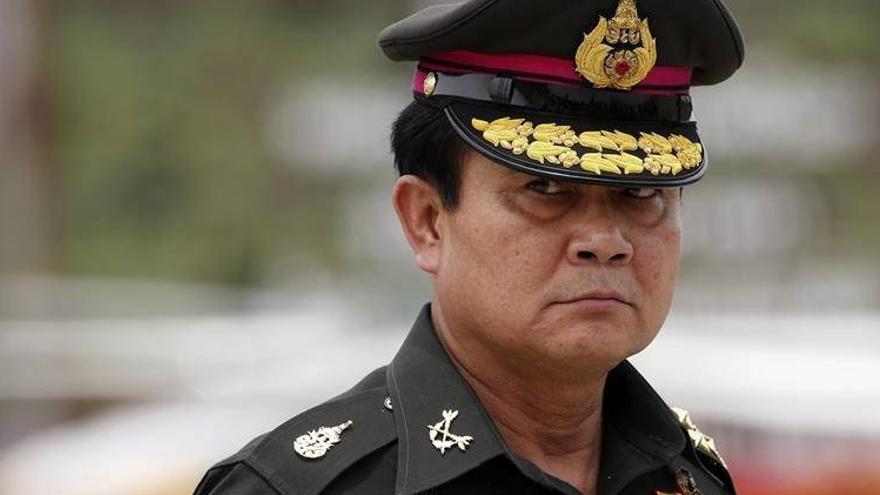 El general golpista Prayuth Chan-oca es elegido primer ministro de Tailandia