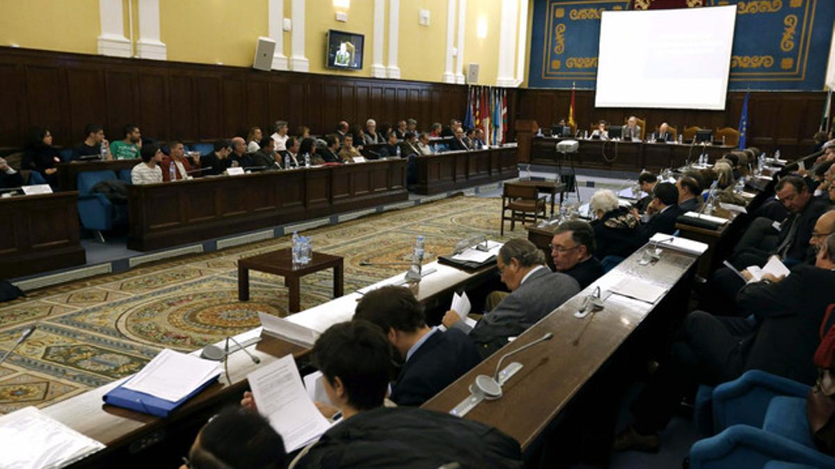 Vista general del pleno del Consejo Escolar del Estado en el que se debate la reforma educativa, este martes en Madrid.