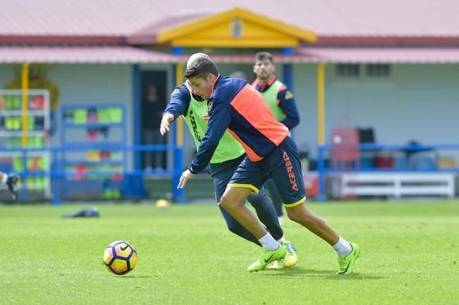 Entrenamiento de la Unión Deportiva Las Palmas ...