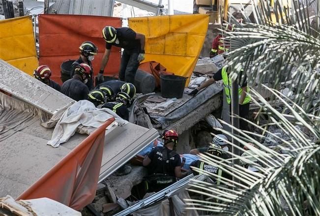 Derrumbe de un edificio de viviendas en Los Cristianos