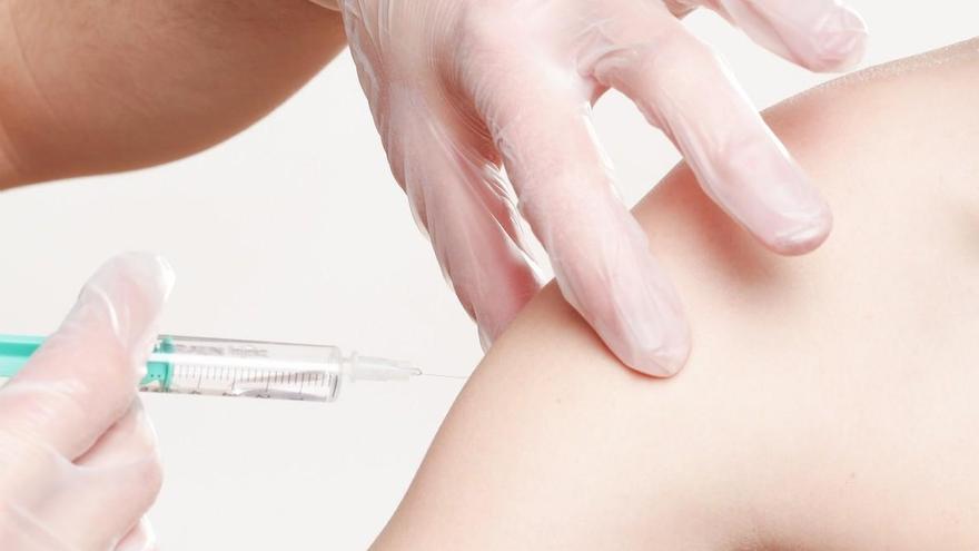 La ministra italiana de Sanidad insiste en que el Estado no debe coaccionar para vacunar a los niños