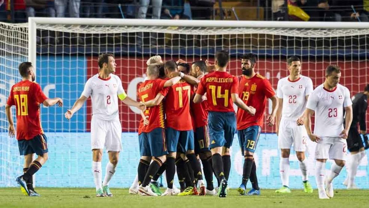 La alegría de los jugadores de la selección española después del 1-0, obra de Odriozola