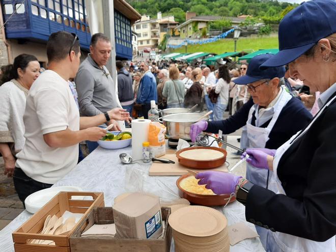 El Festival del Arroz con Leche de Cabranes, en imágenes