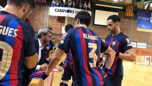 Edu Castro da órdenes a sus jugadores en Lleida
