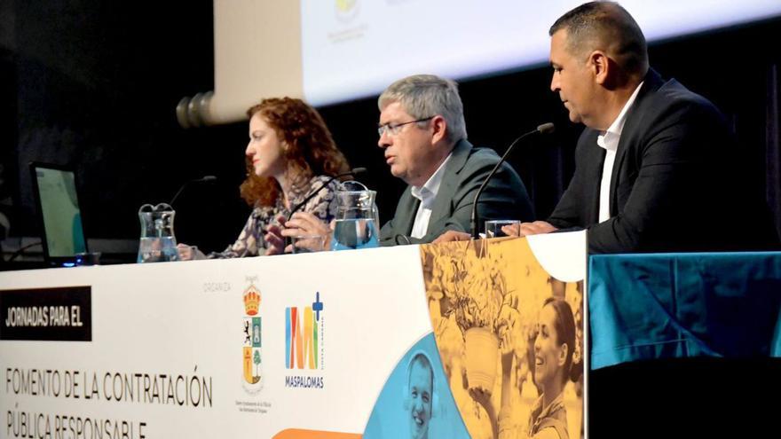 Elisabet Santana, Marco Aurelio Pérez y Alexis Moreno, ayer.