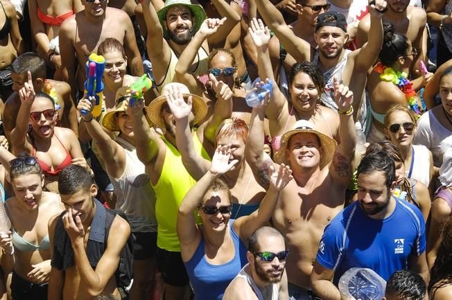 TRAIDA DEL AGUA 2016. LOMO MAGULLO. TELDE