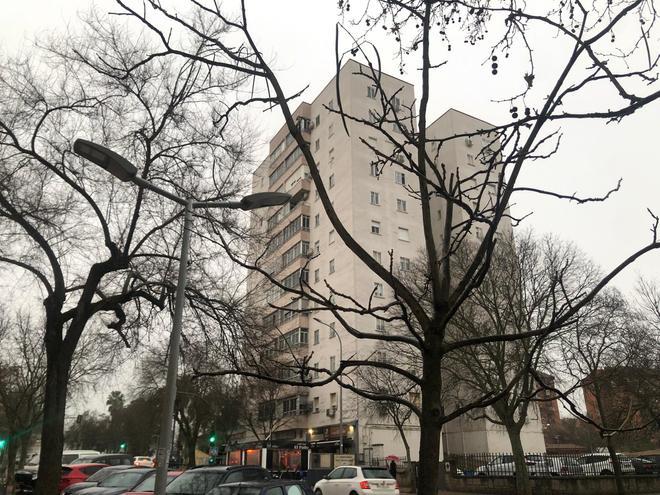 La Bondad: del Edificio Azul al Edificio Blanco