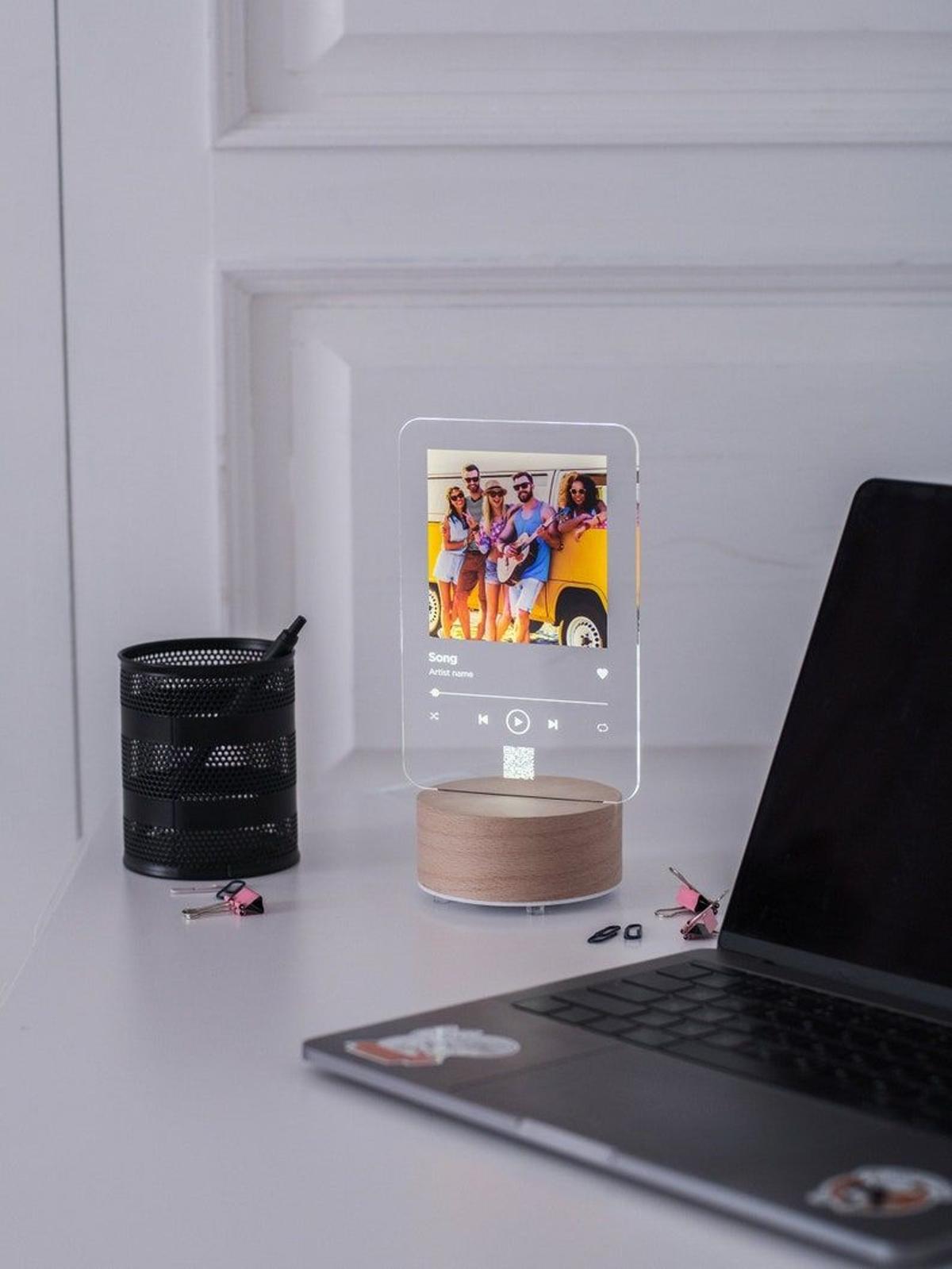 Placa personalizada de spotify con soporte, iluminación nocturna LED y altavoz