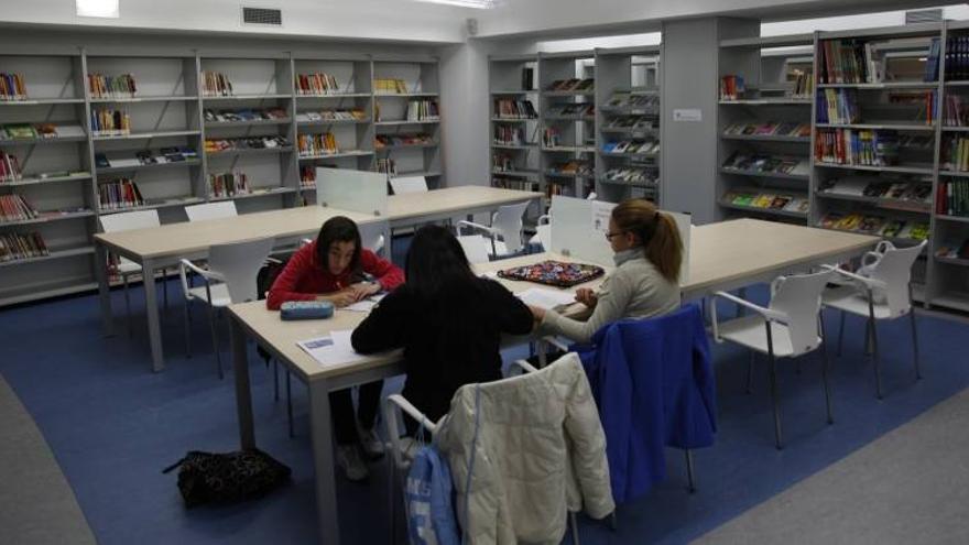 Las bibliotecas de los pueblos recibieron 324.000 euros