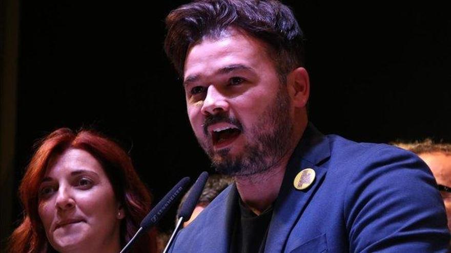 Rufián pide a Torra que condene las acciones violentas en Cataluña