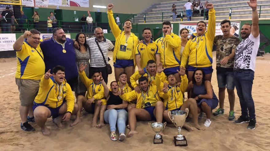 La Selección Cadete de Gran Canaria celebra su triunfo en el trofeo regional Alfredo Martín El Palmero 2017.