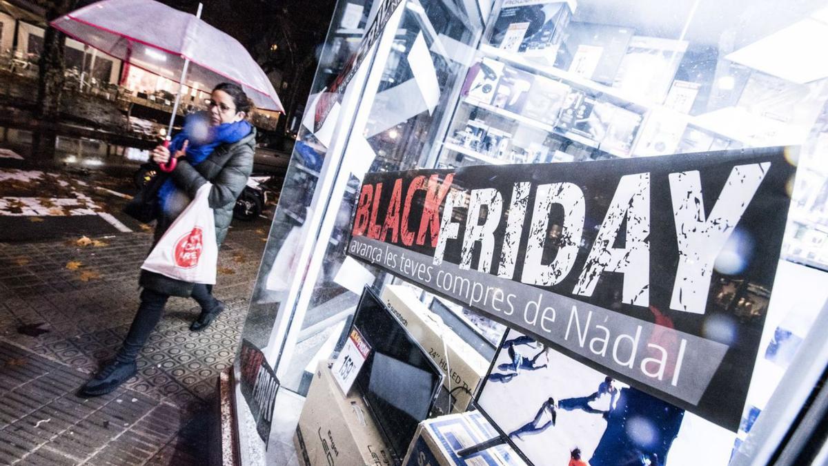 Cartell anunciant el Black Friday a Manresa, l&#039;any passat