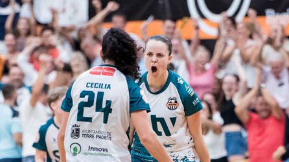 Ángela Górriz, celebrando un gol. | STV ROLDÁN