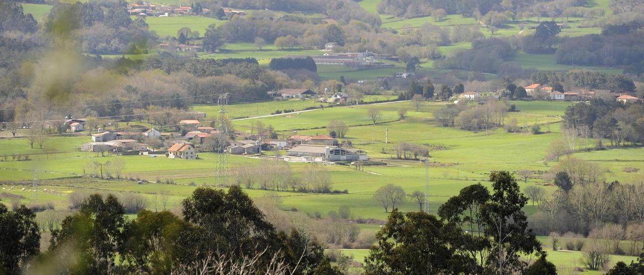 Viviendas ubicadas en un entorno rural en la provincia de Pontevedra.