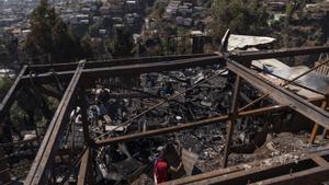 Detenido un bombero en Chile por el megaincendio de Valparaíso que dejó 137 muertos