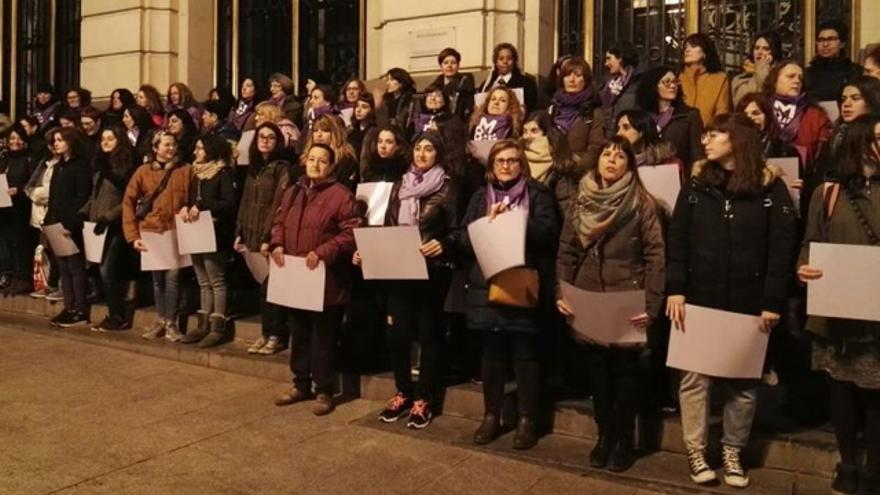 Primer acto del Día Internacional de la Mujer en Zaragoza