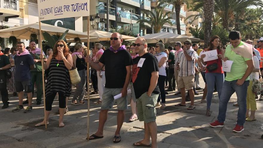 Protesta perquè l&#039;Ajuntament de Lloret només apuja el sou als policies