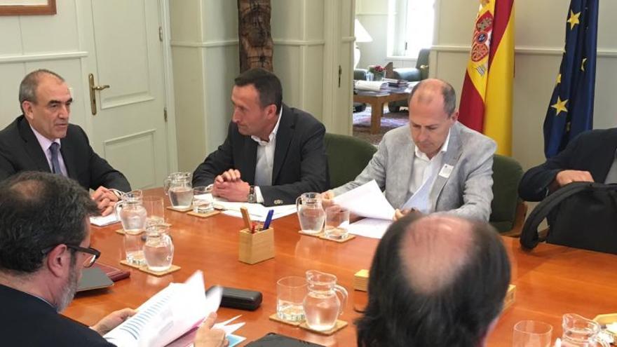 Fomento se compromete a que el AVE llegue a Elche en marzo de 2018