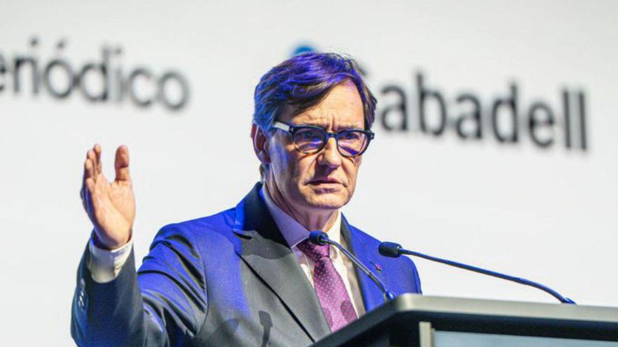 El president Illa, durant la seva intervenció en l’entrega dels premis empresarials.