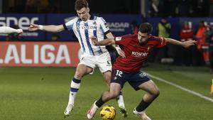 Resumen, goles y highlights del Osasuna 1 - 1 Real Sociedad de la jornada 15 de LaLiga EA Sports