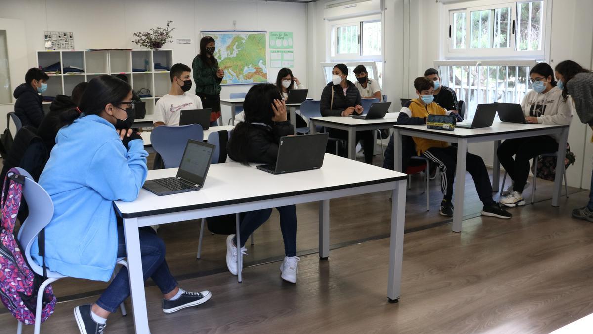 Clase de cuarto de ESO en el Institut Escola El Til·ler, de Barcelona