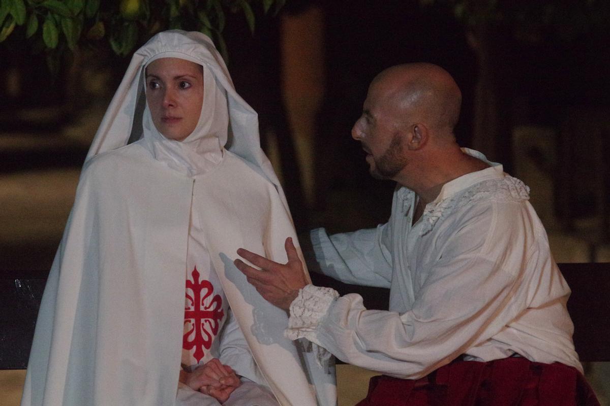 Representación teatral 'Estampas del Tenorio' en el Cementerio San Miguel