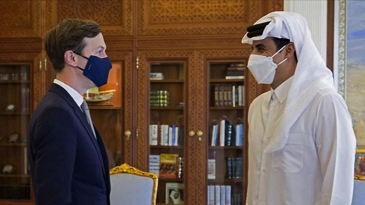 Kushner con el emir de Catar.