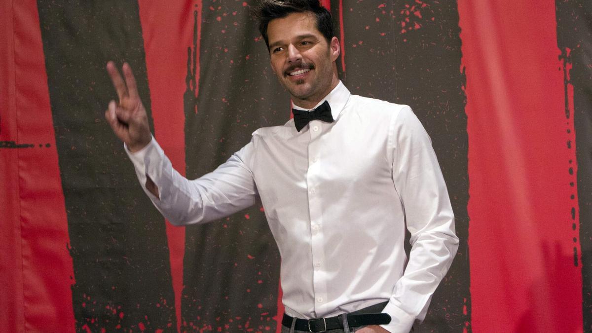 Ricky Martin presenta su disco a casi una semana del caso judicial en su contra.