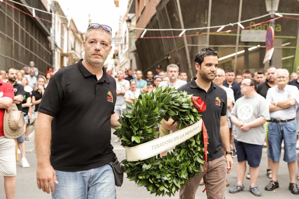 Paterna recuerda a los tiradores fallecidos