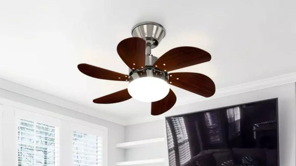 De 121 a 51 euros: Leroy Merlin liquida las últimas unidades de este ventilador de techo que el gran favorito del verano