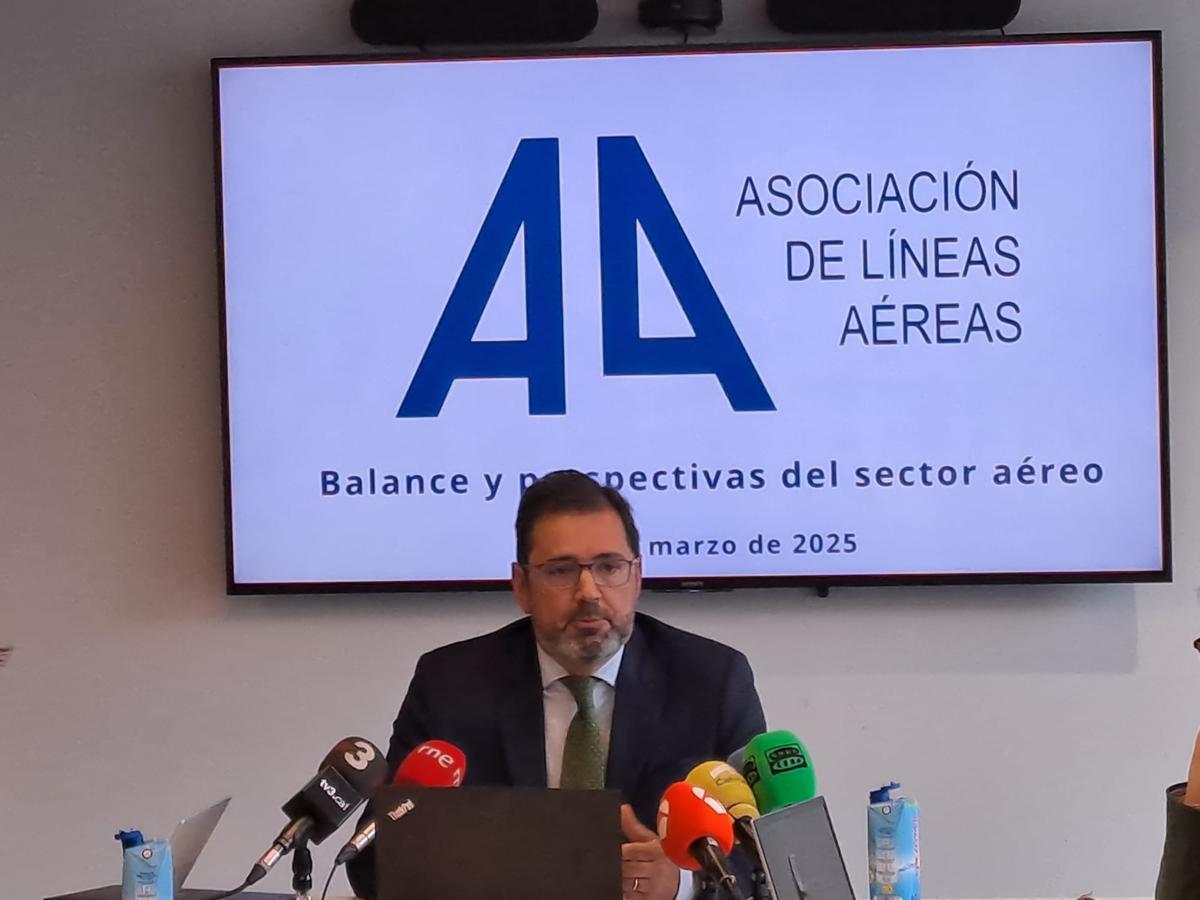 Javier Gándara durante la rueda de prensa de ALA en Madrid difundida por 'streaming'.