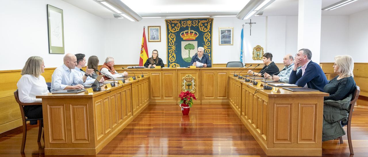 Pleno da Corporación municipal do Pino.