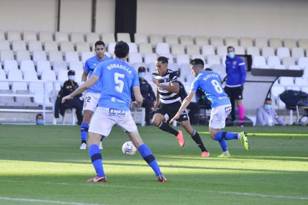 El Logroñés frena la dinámica positiva del FC Cartagena