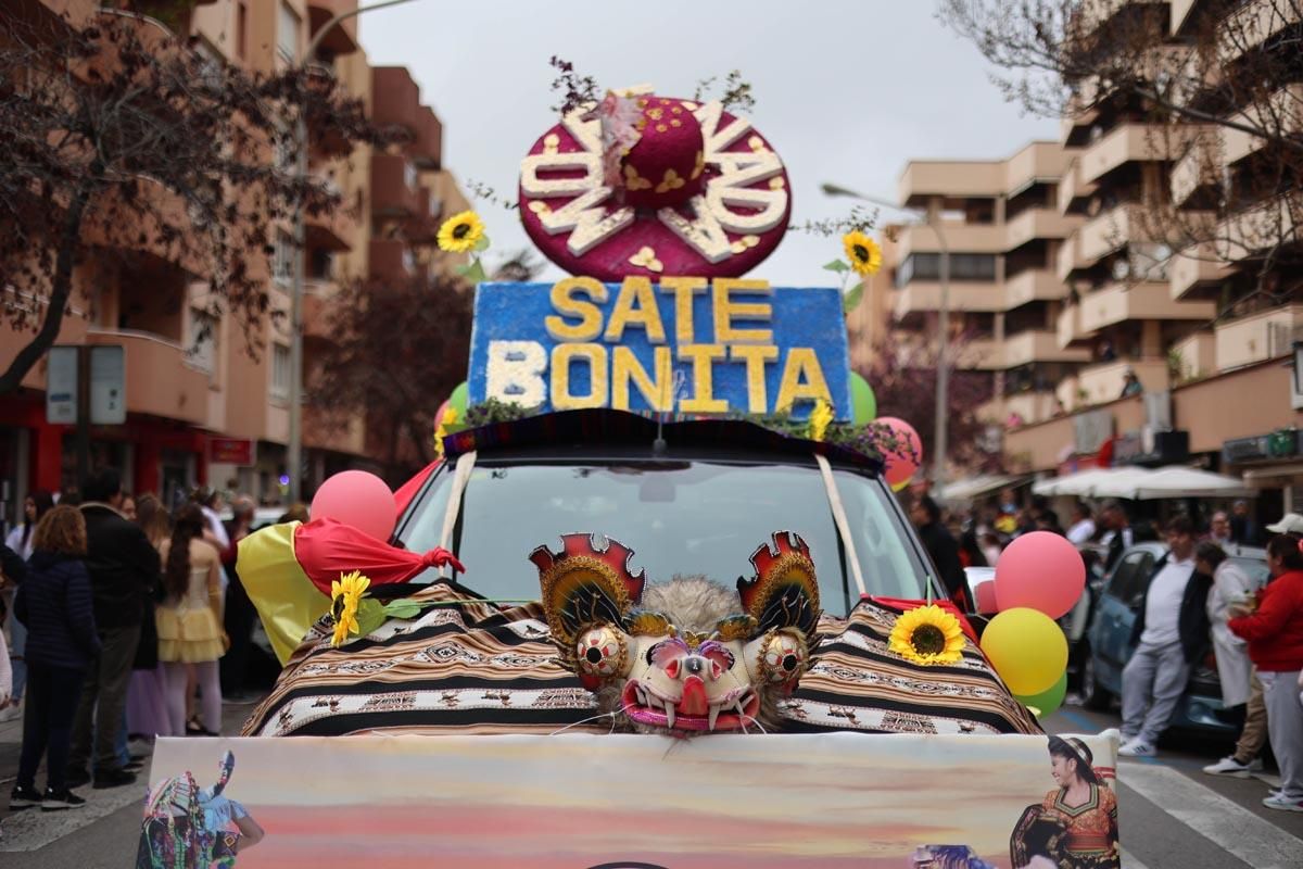 Búscate en las imágenes de la rúa de Carnaval de Ibiza