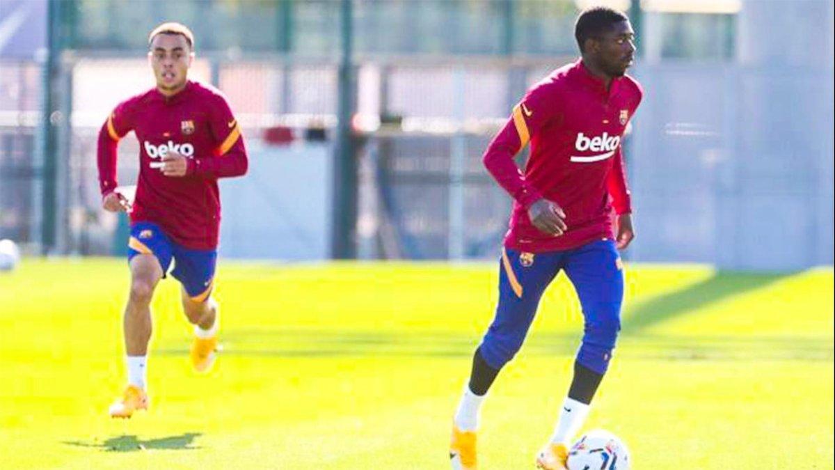 Ousmane Dembélé durante el entrenamiento del Barça del martes 6 de octubre