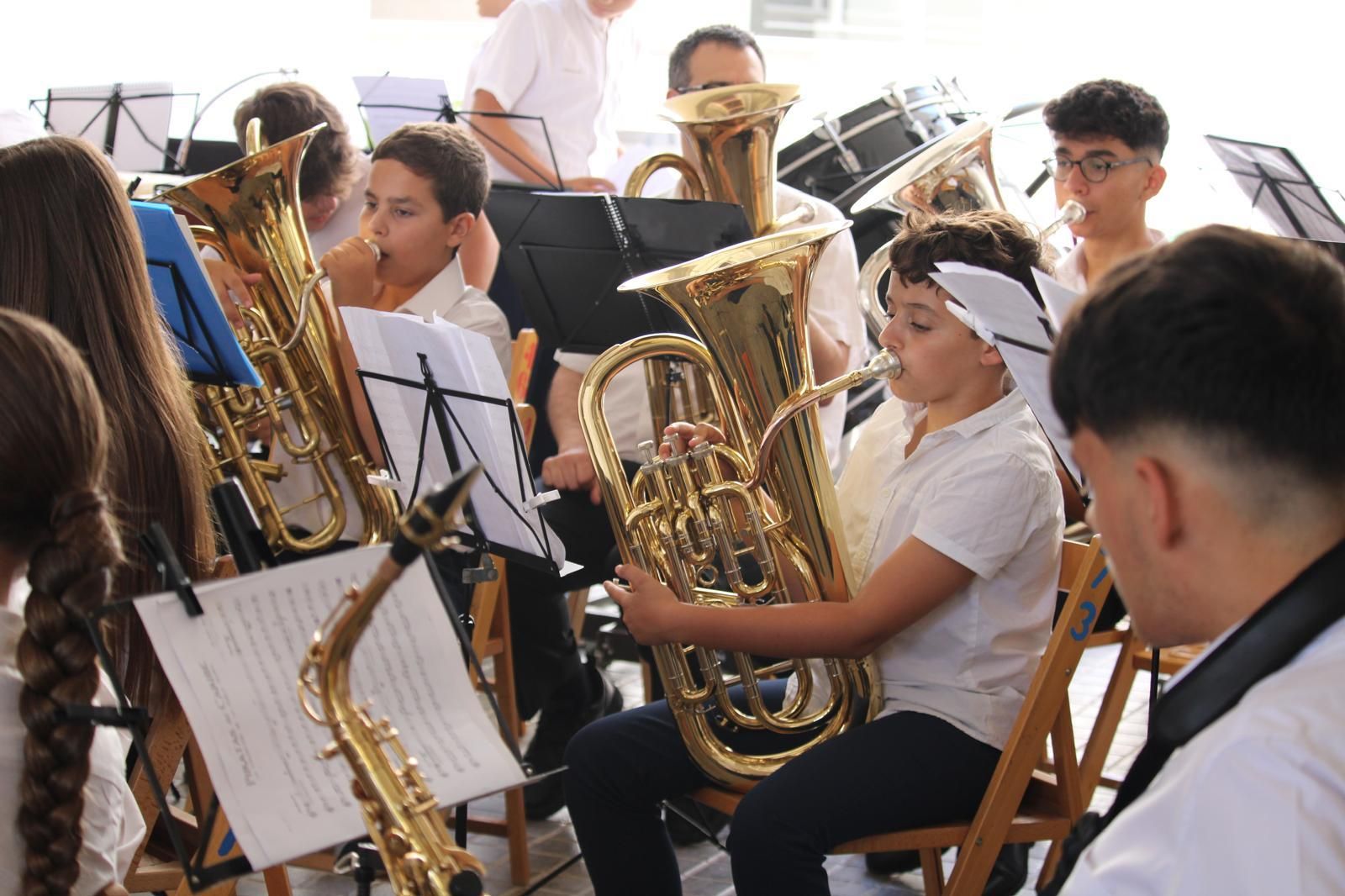 L'Avanç participa en una jornada de intercambio de bandas juveniles entre El Campello y Alicante
