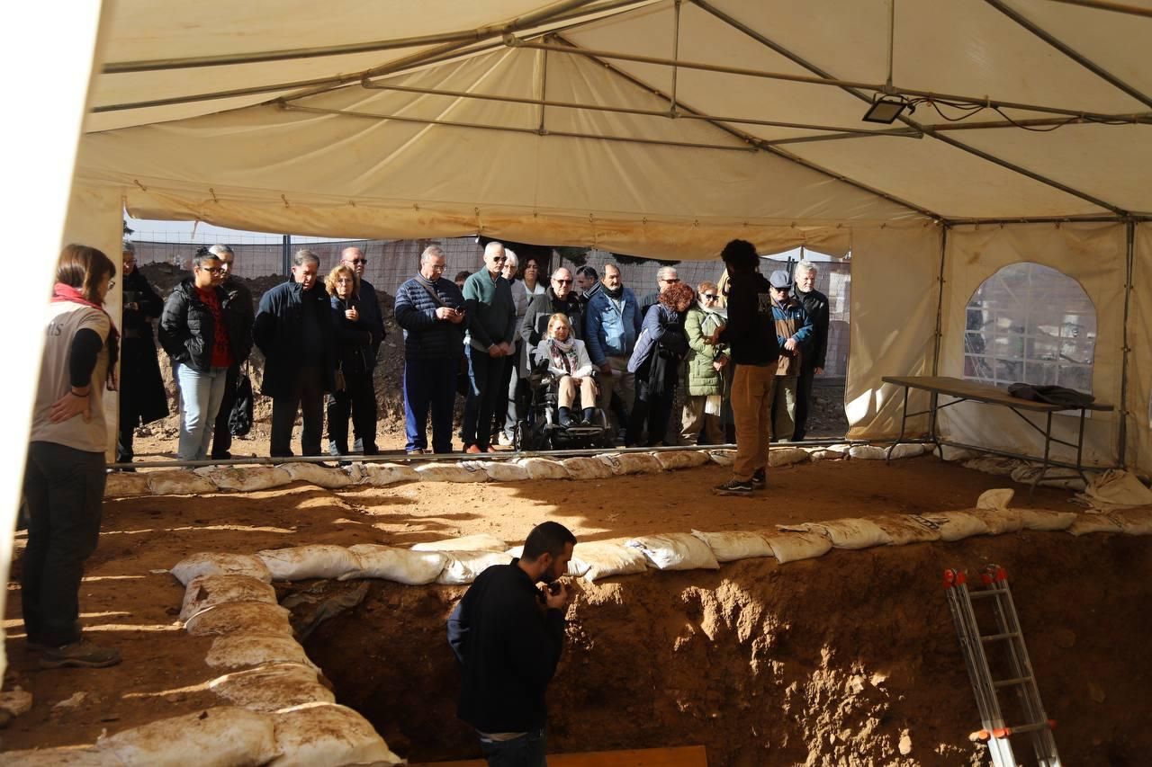 Acto en memoria de las víctimas del franquismo en el cementerio de la Salud